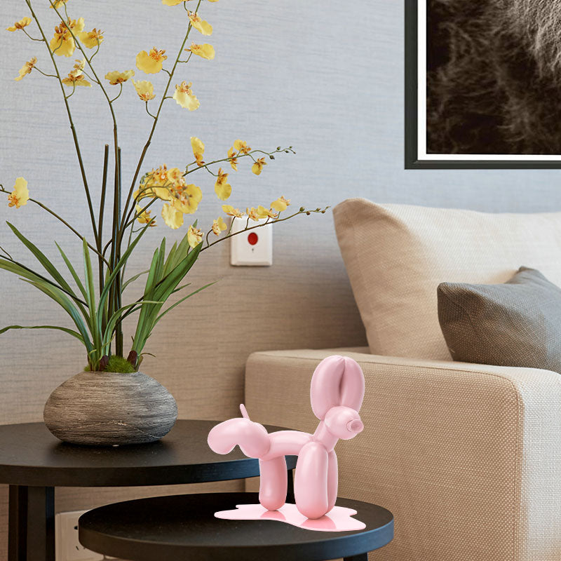 Dog Peeing Balloon Art Sculpture