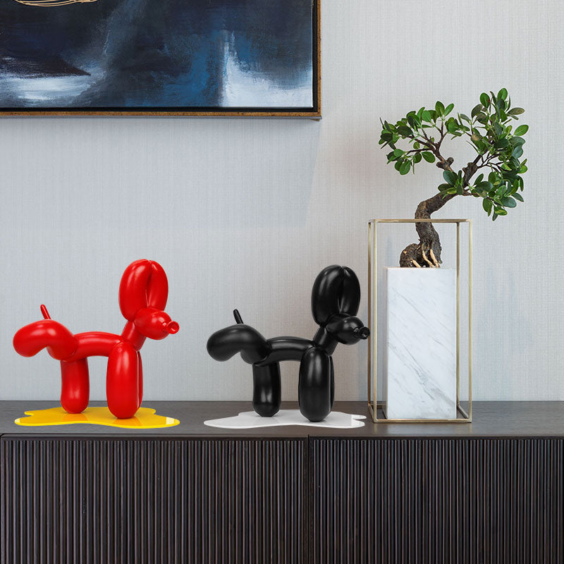 Dog Peeing Balloon Art Sculpture
